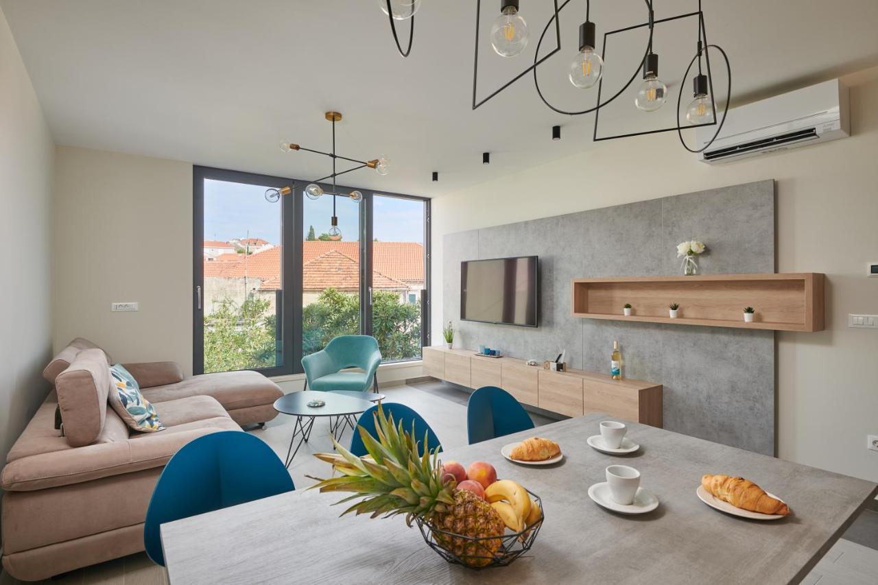 Tiffany Apartments ツァヴタット エクステリア 写真