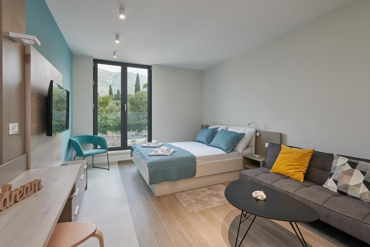 Tiffany Apartments ツァヴタット エクステリア 写真